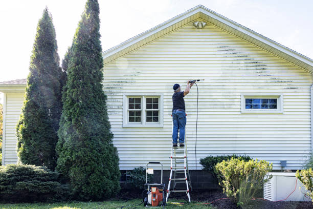 Trusted Golden Gate, FL Pressure Washing Experts